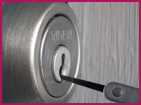 Riverwest WI Locksmith Store Riverwest, WI 414-433-3977